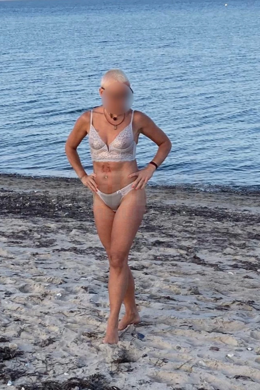 Ananda, 48, 165cm, 57kg, 75 B