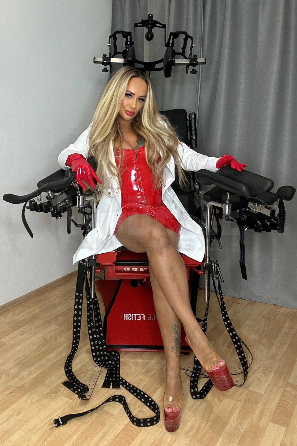 Lady Nic, 43, 168cm, 55kg, 75 D