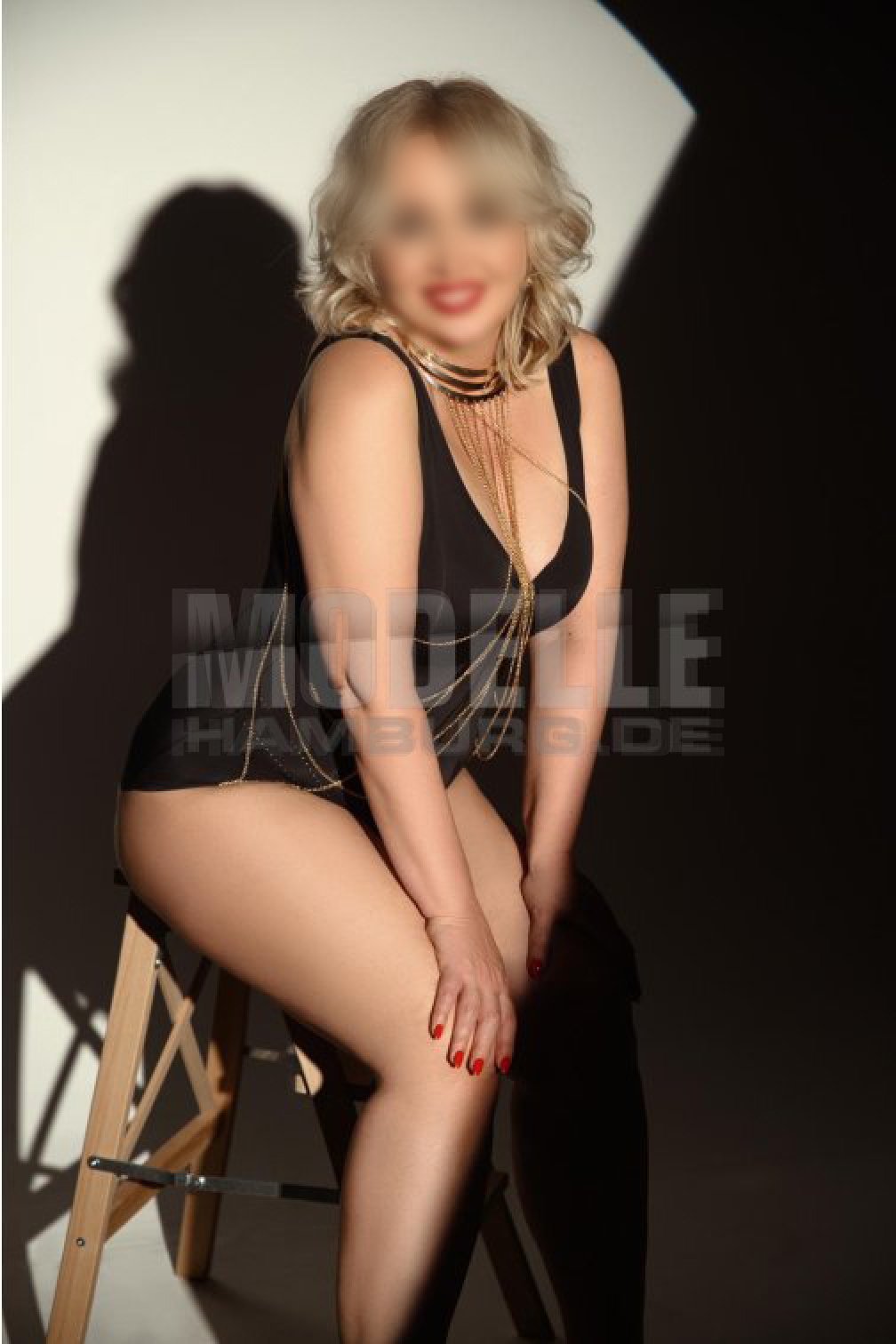 Lona, 42, osteuropäisch, Hostess in Hamburg-Wandsbek
