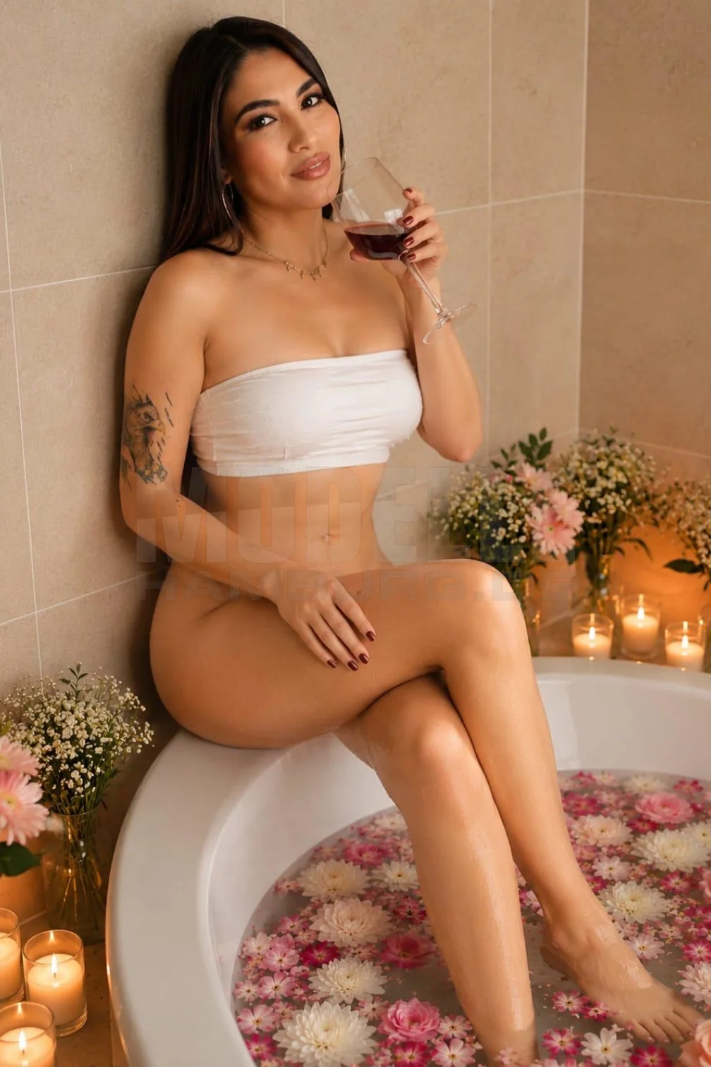 PARTY LATIN KAREN, 27, 159cm, 56kg, 80 D
