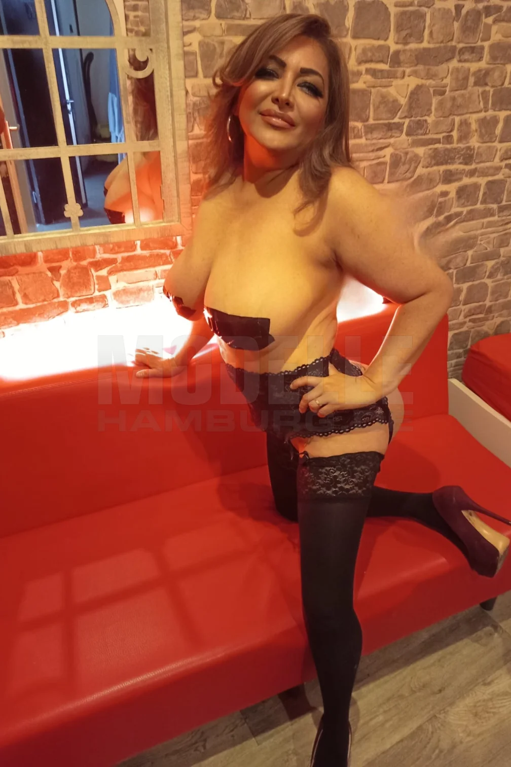 Linda Luna Masaje, 42, 164cm, 62kg, 75 C