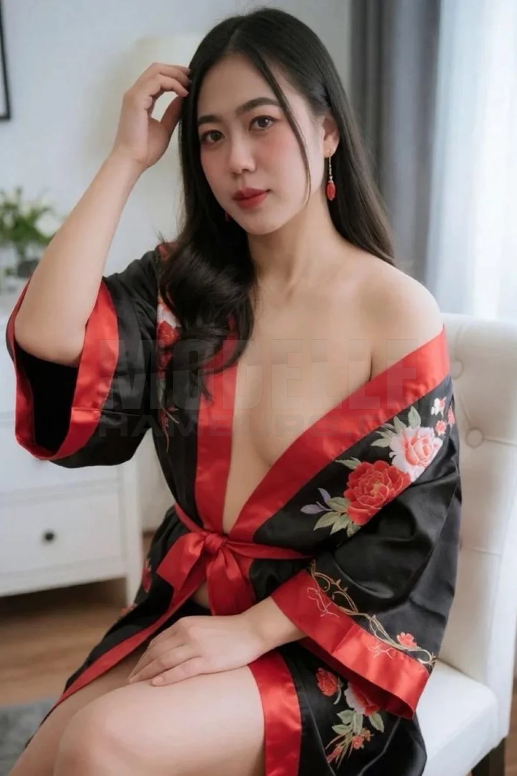 Nana, 25, thailändisch, Erotikmassage in Hamburg-Sasel