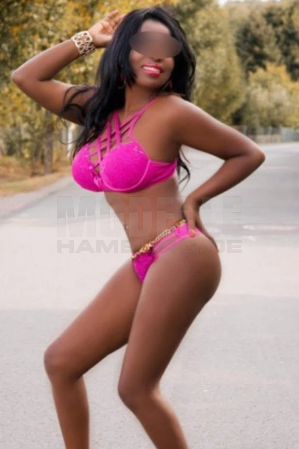 Melanie, 48, spanisch, Erotikmassage in Hamburg-Harburg