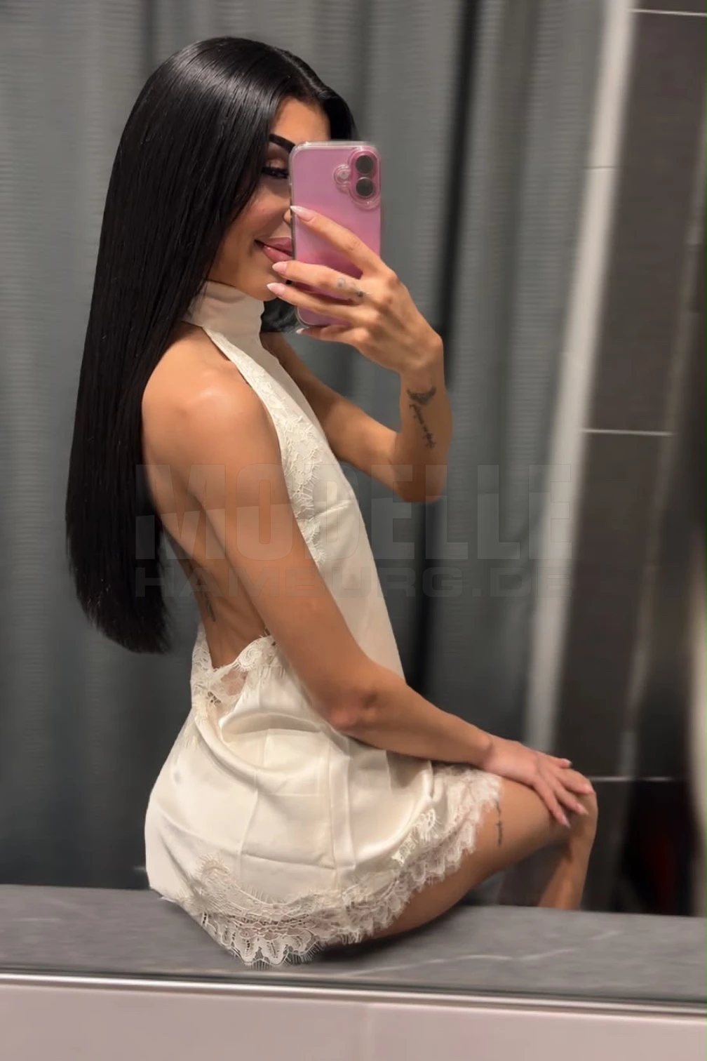 Mina, 24, orientalisch, Callgirl in Hamburg-Barmbek