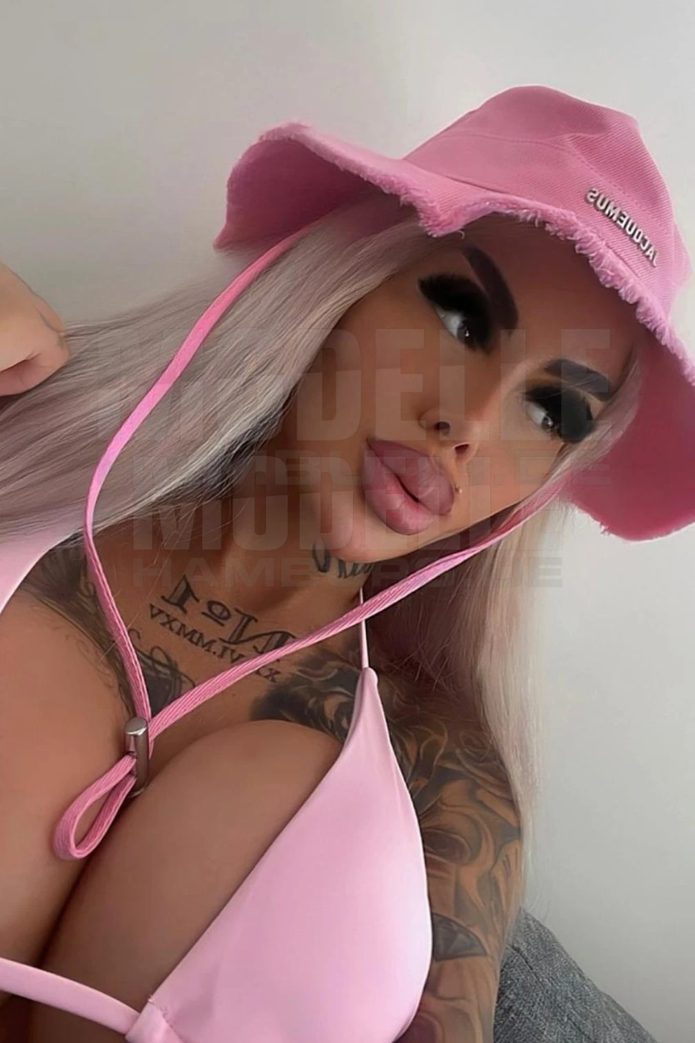 Zelina*Deutsch*, 23, deutsch, Nutte in Hamburg