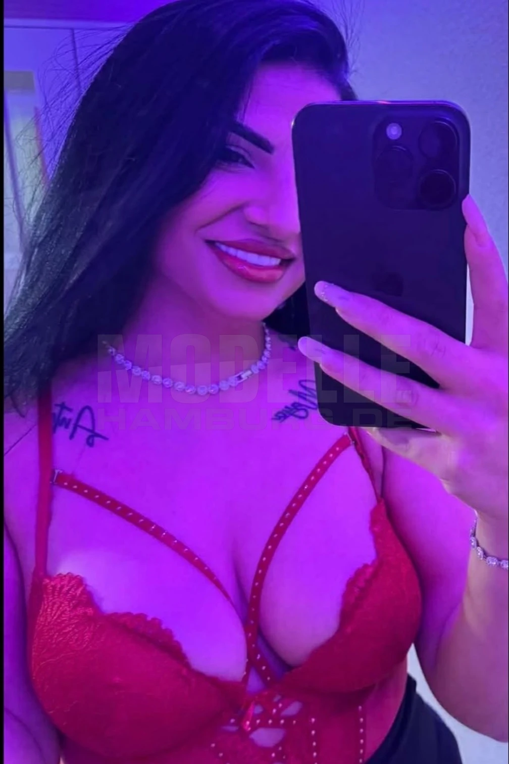 Anabel, 25, osteuropäisch, Hostess in Hamburg-Harburg