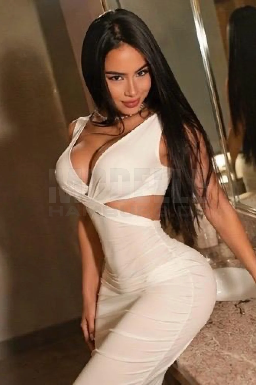 Cataleya, 18, 163cm, 48kg, 80 B
