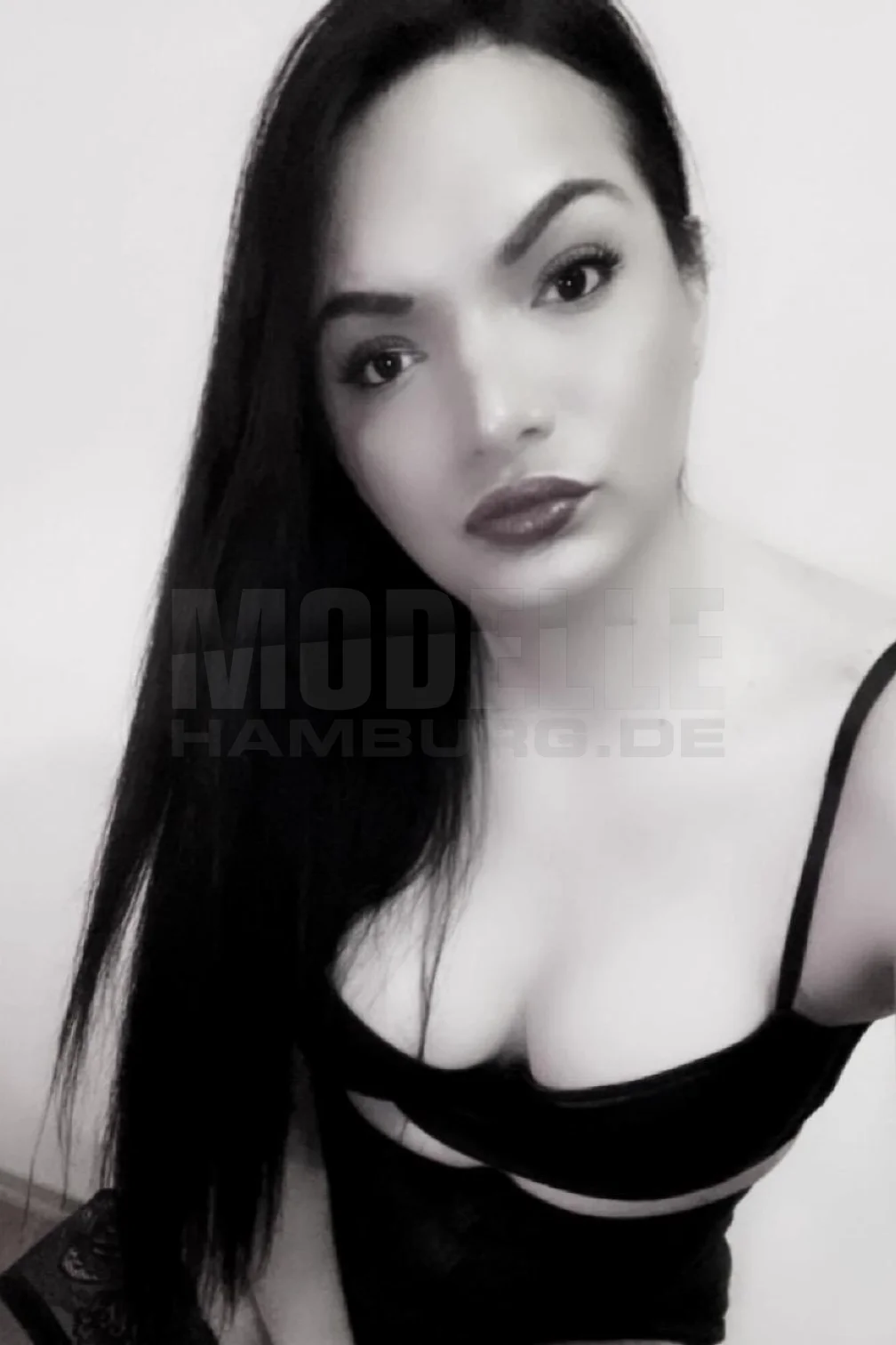 TS Angie, 29, 176cm, 65kg, 80 B