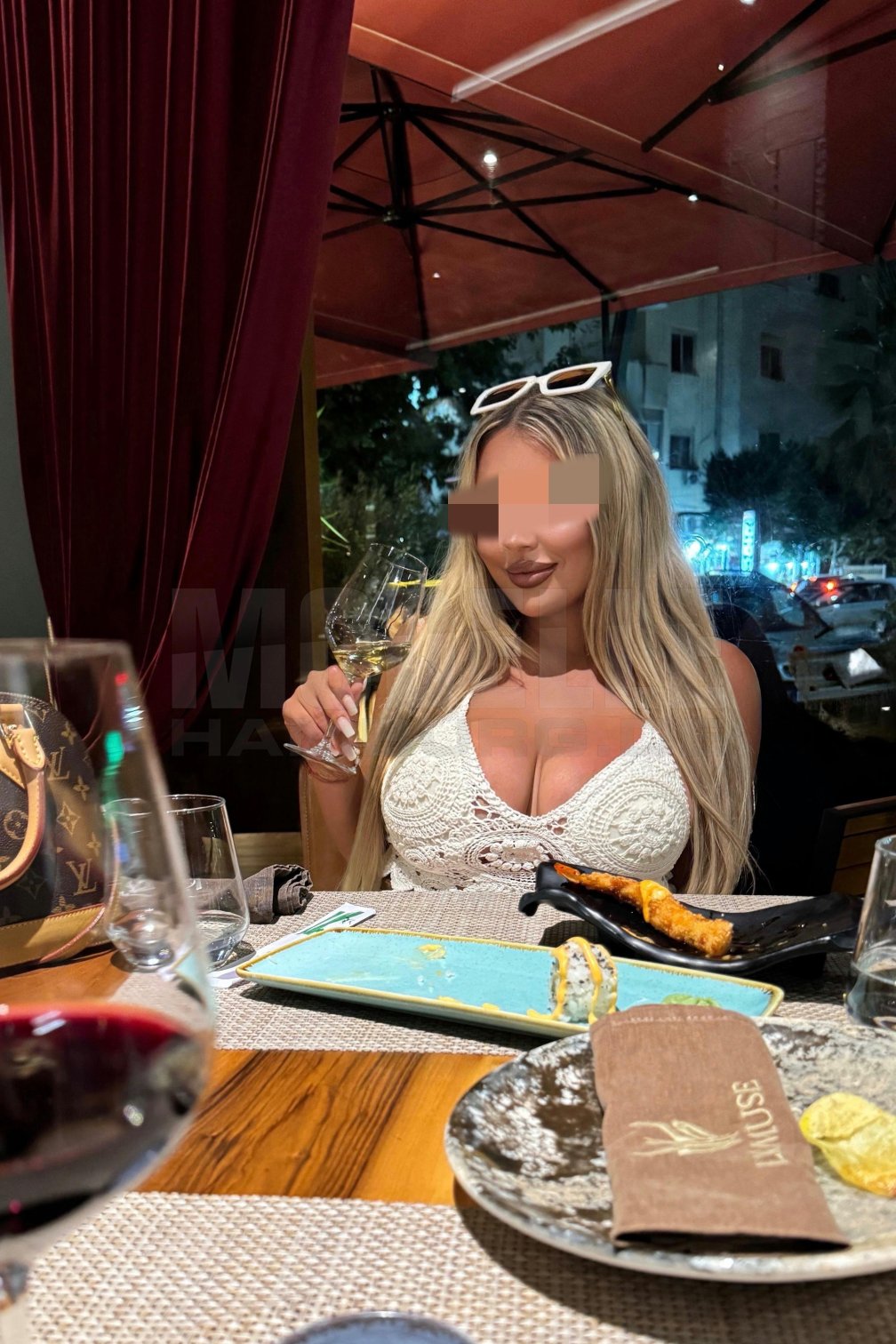 Ella Deep, 24, deutsch, Hostess in Hamburg