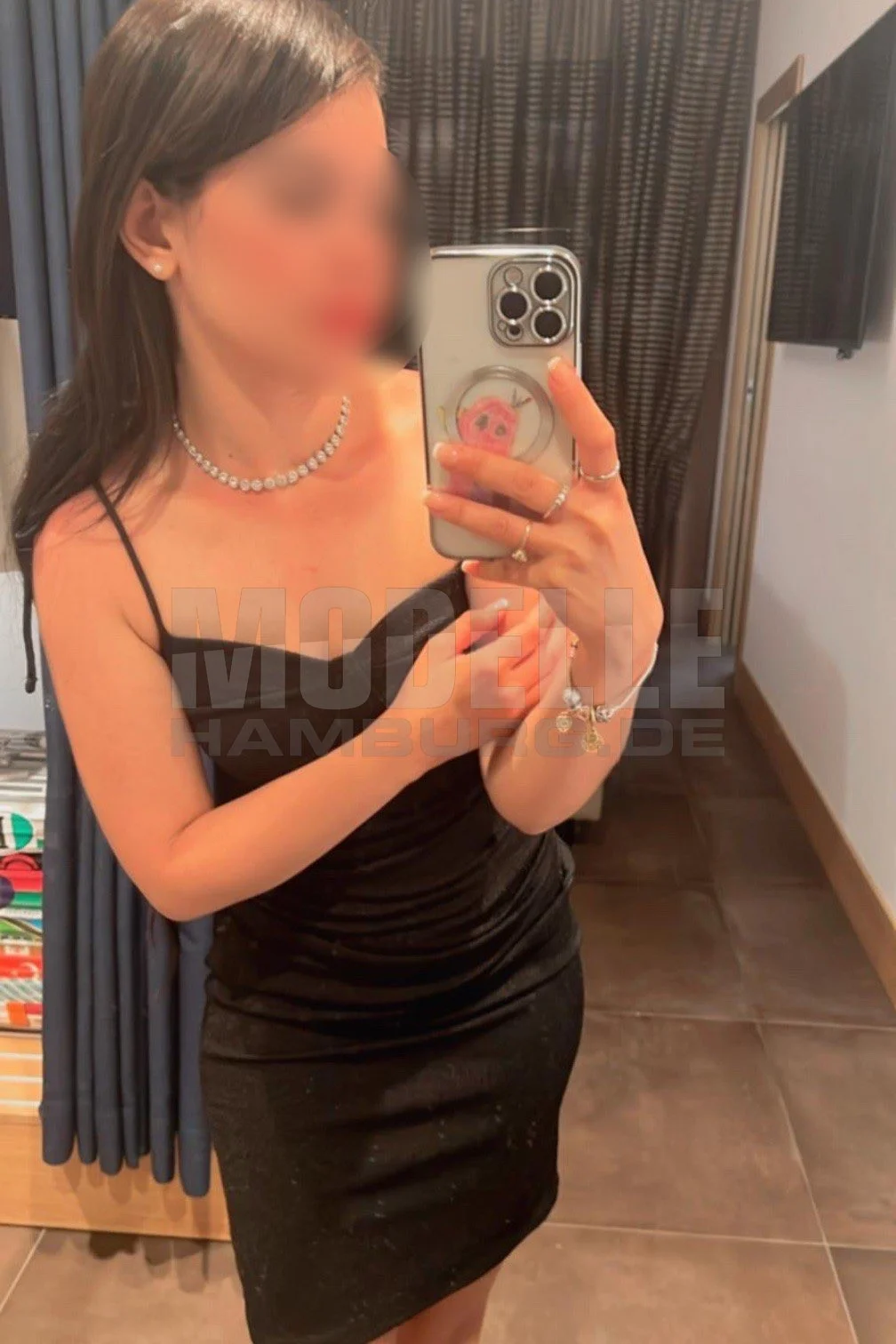 Alejandra, 23, lateinamerikanisch, Hostess in Hamburg-Eppendorf
