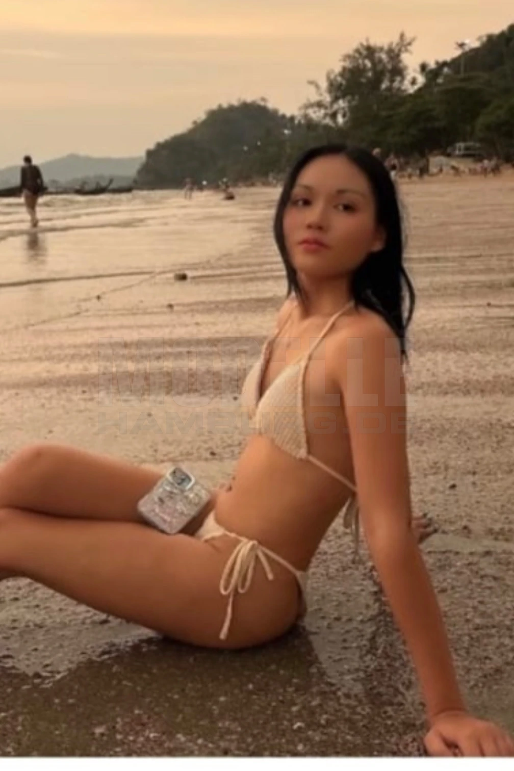 Coco, 35, 165cm, 48kg, 70 C