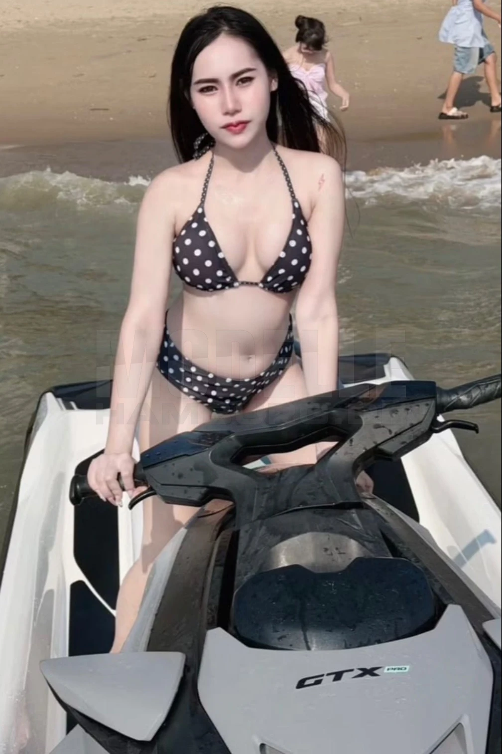 Mona, 35, thailändisch, Hure in Hamburg-Stellingen