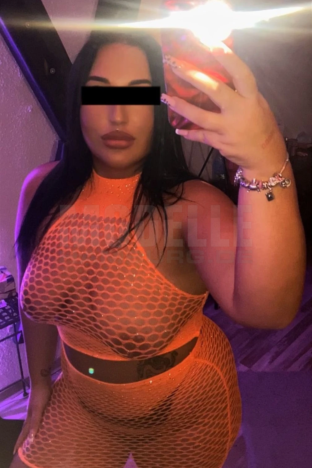 Mely, 22, osteuropäisch, Hostess in Hamburg-Hamm