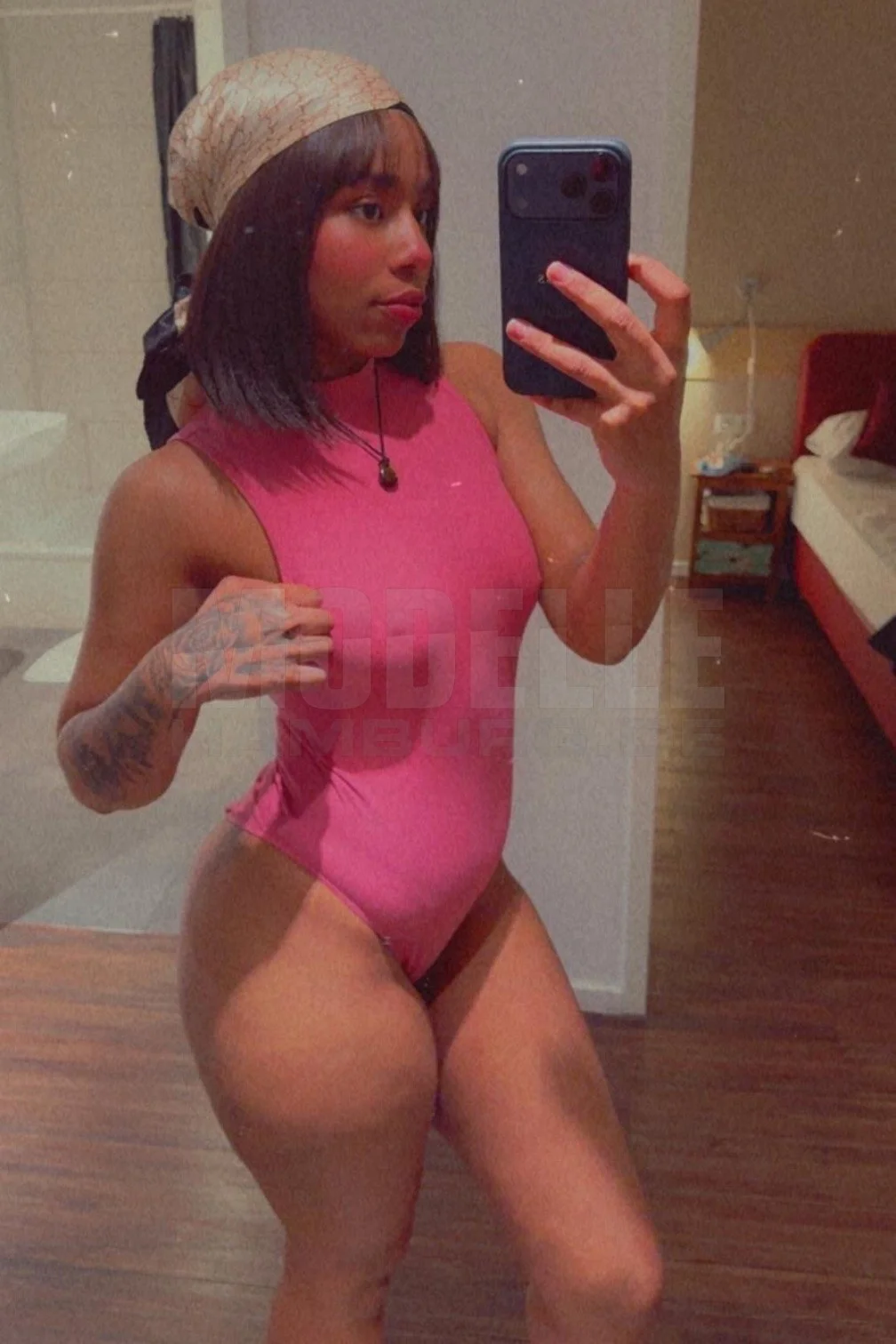 Cristal, 22, 170cm, 58kg, 75 C