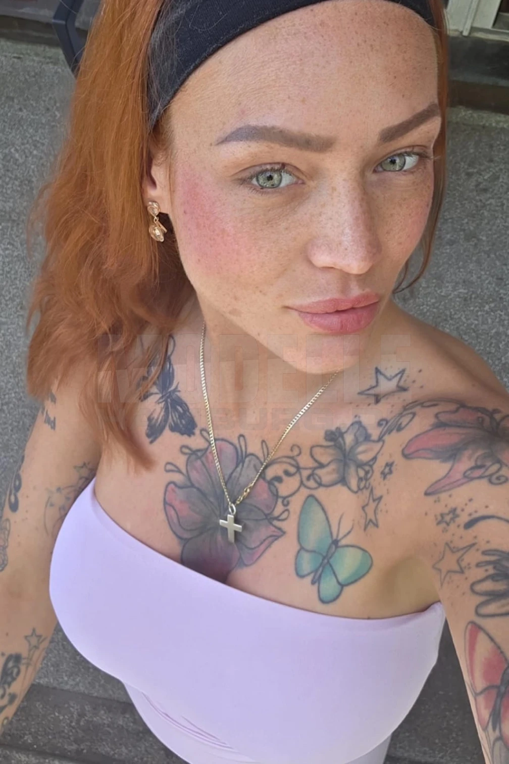 Kate, 24, 160cm, 52kg, 75 E