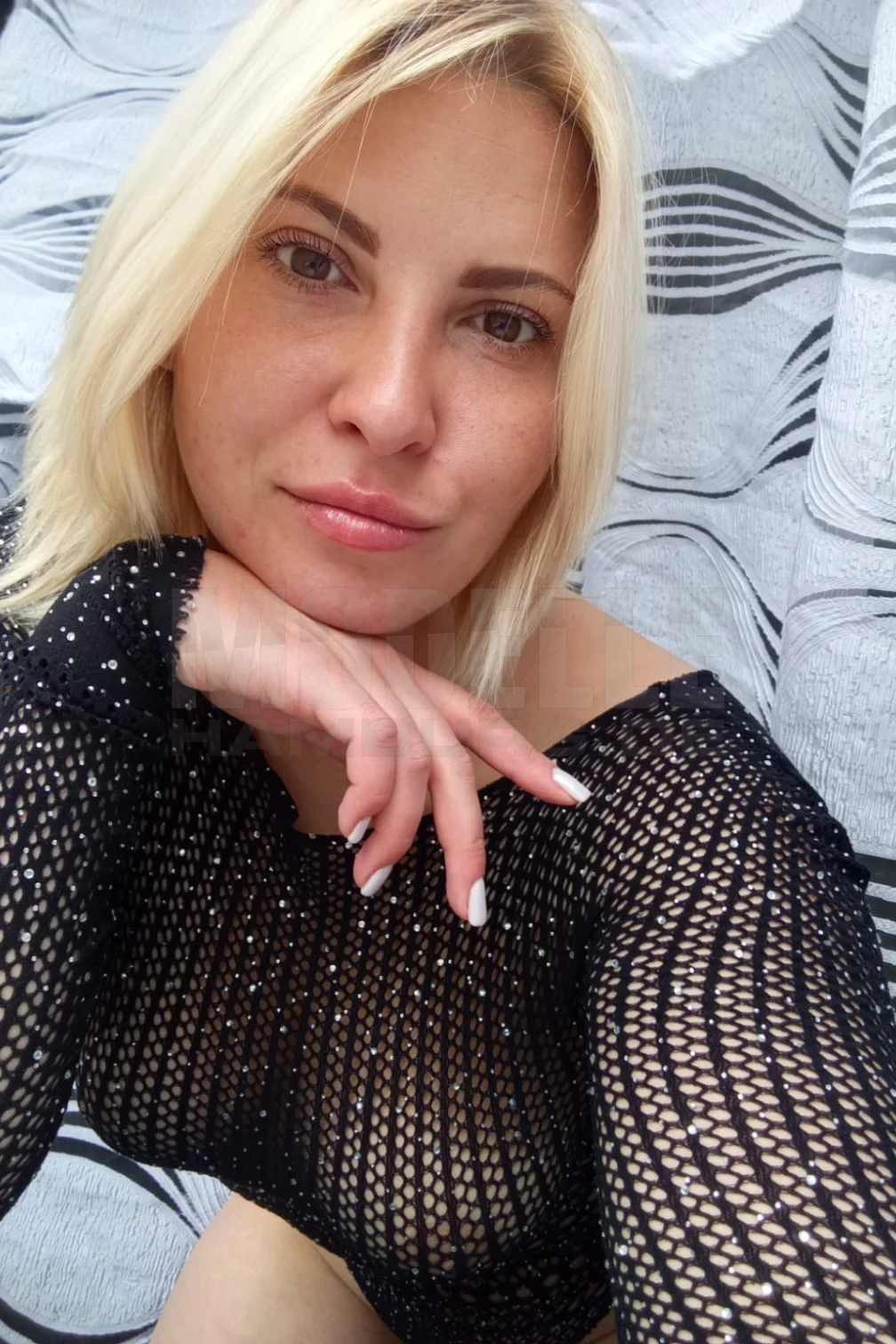 Anni, 26, lettisch, Nutte in Hamburg-Billstedt