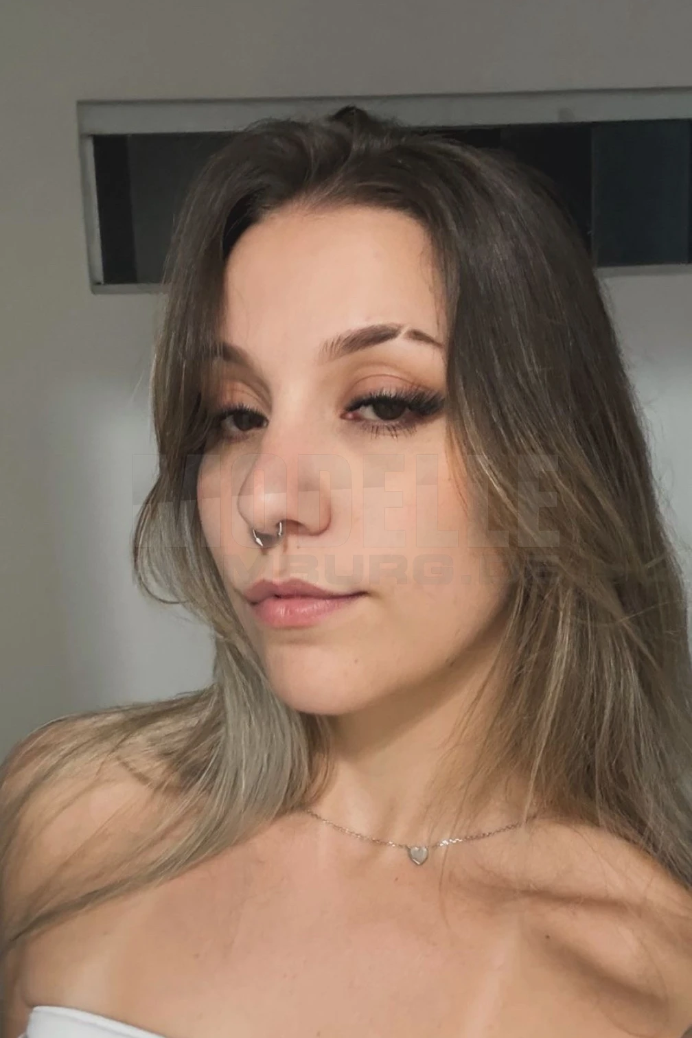 Lara, 23, 168cm, 58kg, 80 B