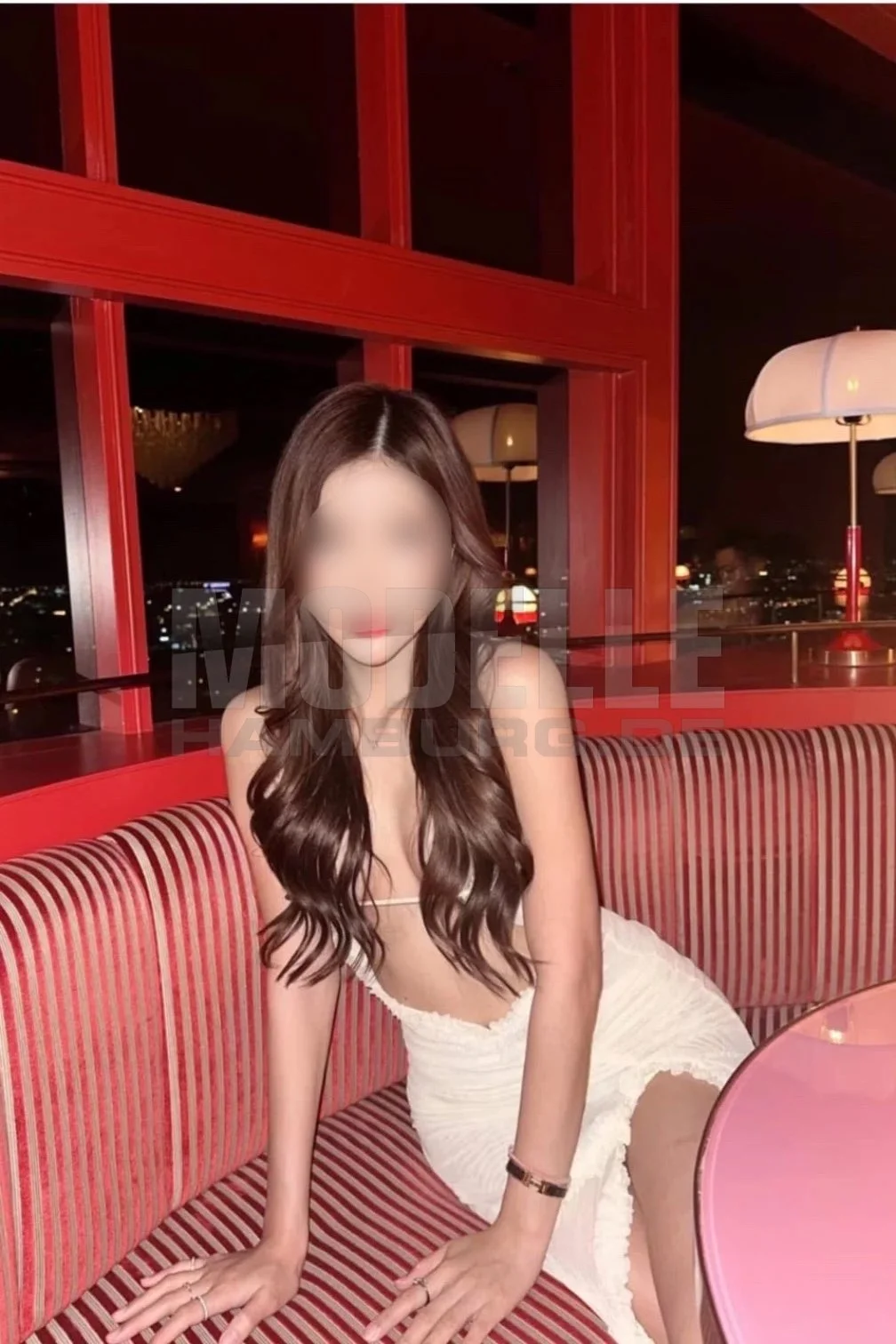 Asia Mina AV, 26, asiatisch, Hure in Hamburg-Niendorf