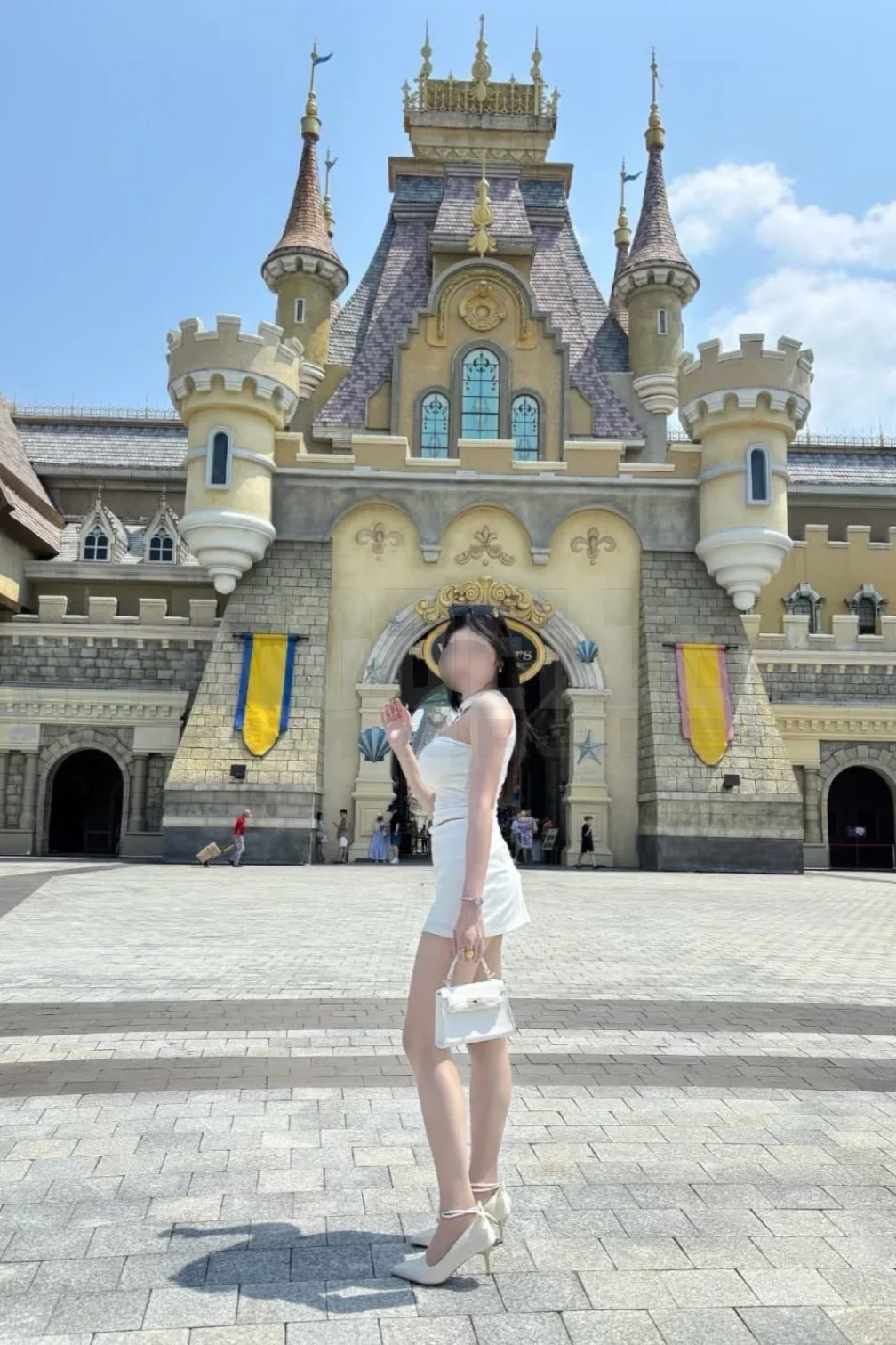 Tahi Girl Luna, 21, 169cm, 45kg, 75 B