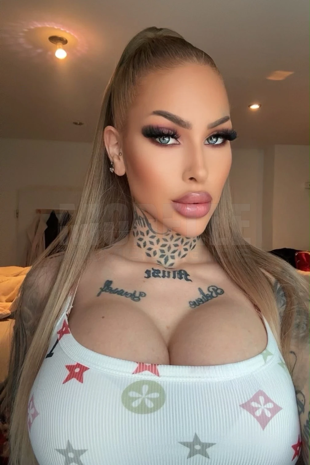 Deutsche Sofia, 26, 175cm, 67kg, 75 DD