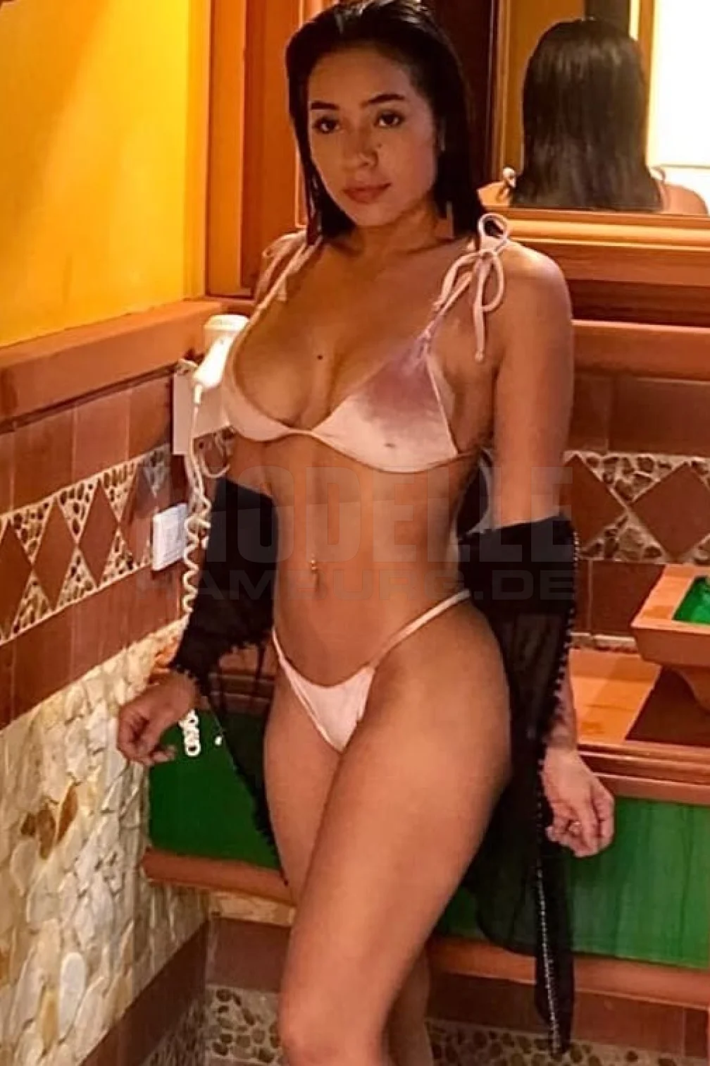 Selena, 27, 163cm, 60kg, 80 B