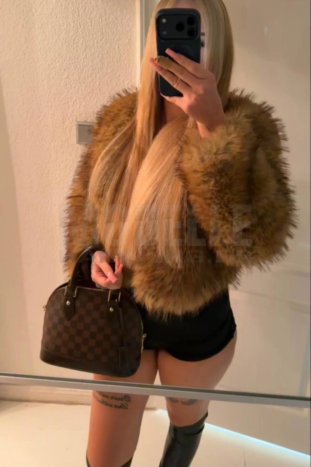 Lena, 18, deutsch, Hostess in Hamburg-Hamm