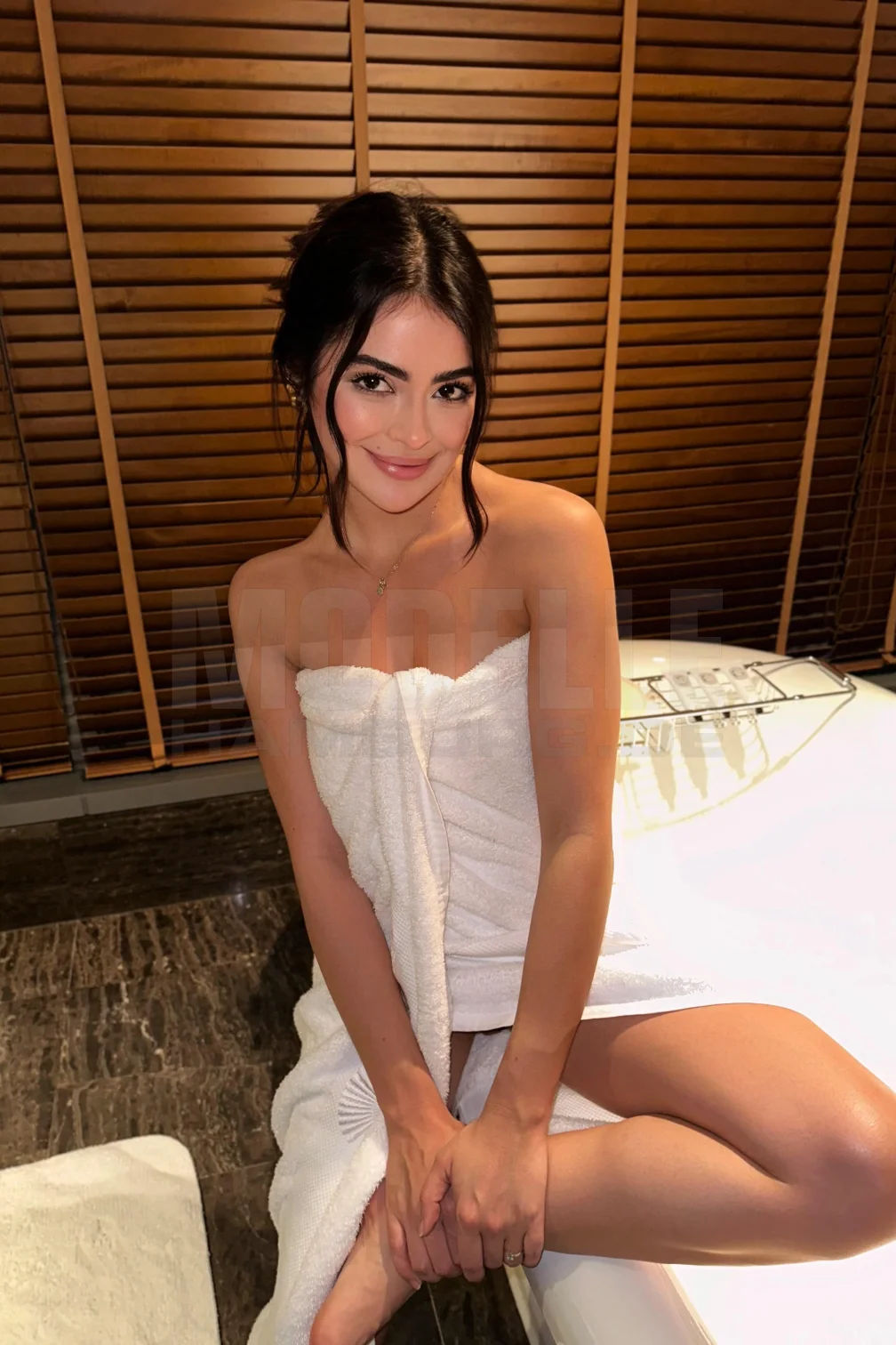 Sofia, 22, 160cm, 55kg, 75 B