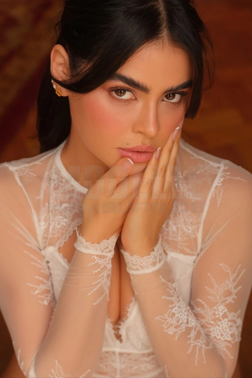Sofia, 22, 160cm, 55kg, 75 B