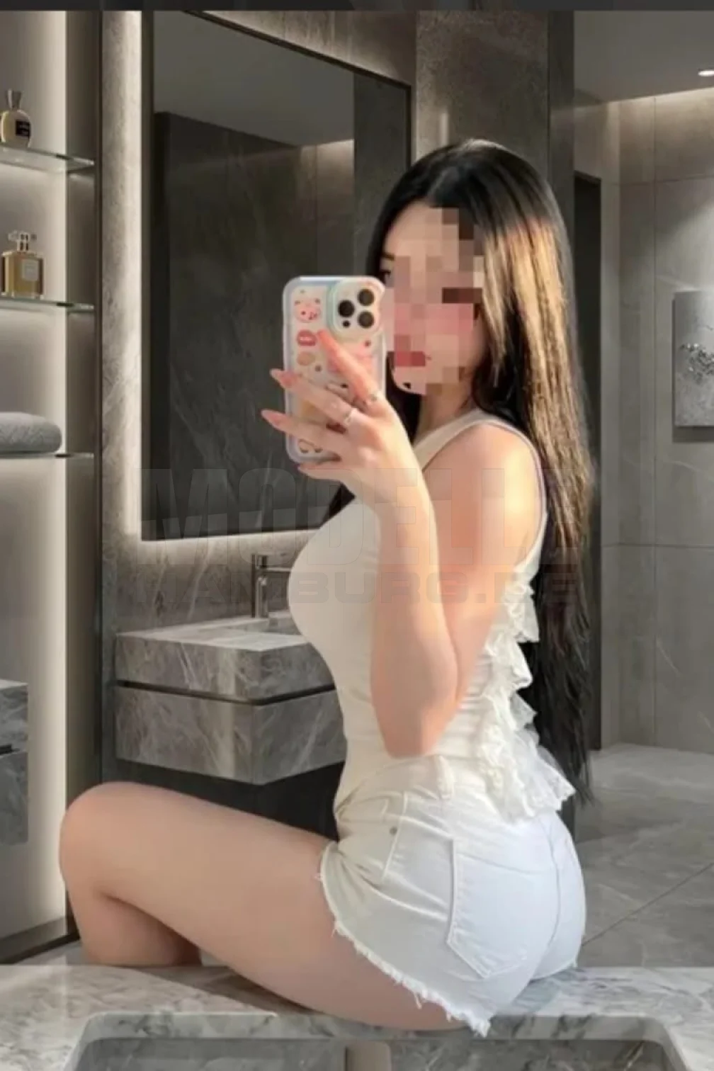 Asia Julia, 24, asiatisch, Hure in Hamburg-Eimsbüttel