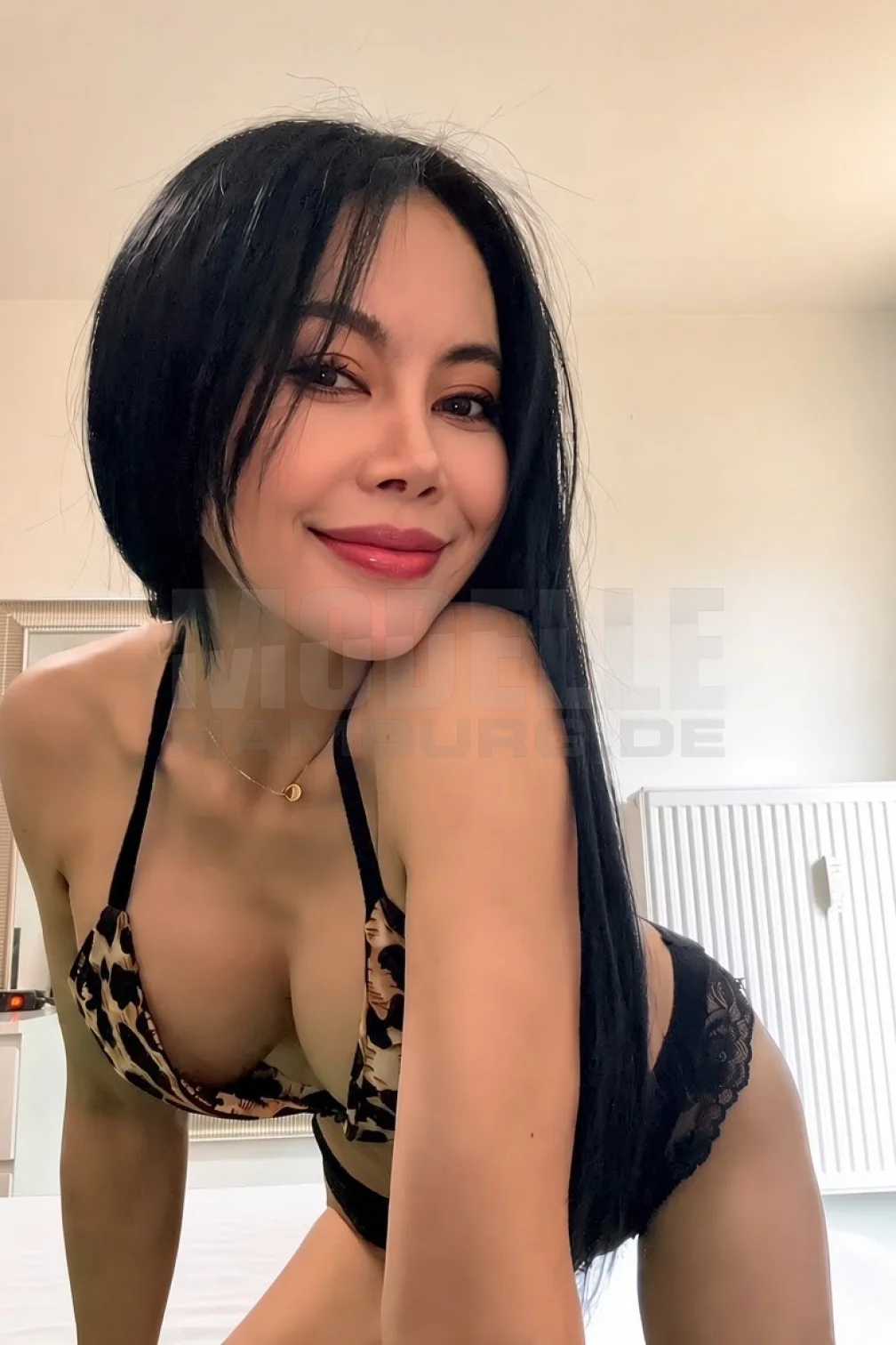 Bella, 35, thailändisch, Hure in Hamburg-Uhlenhorst