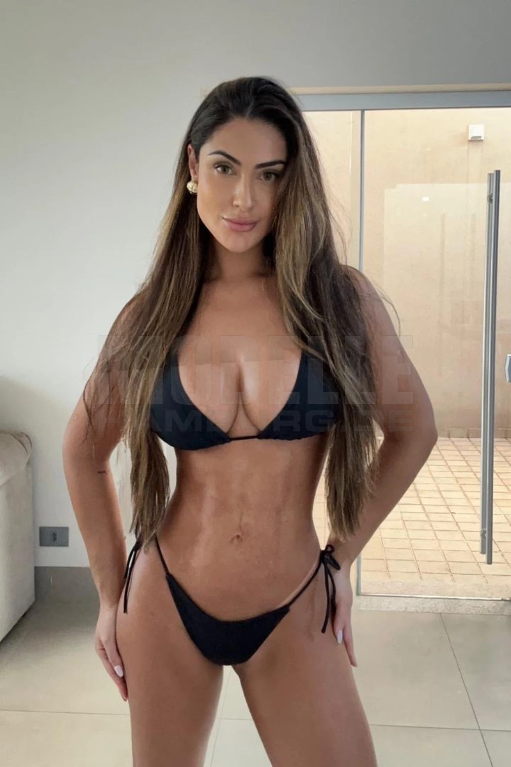 Juliana, 25, brasilianisch, Nutte in Hamburg-Winterhude