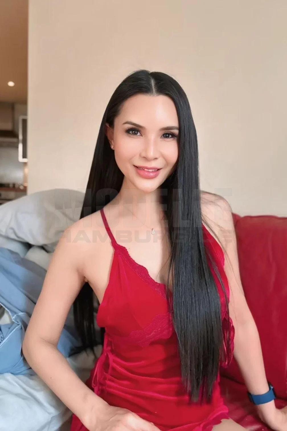 Leah, 30, thailändisch, Hostess in Hamburg-Altona