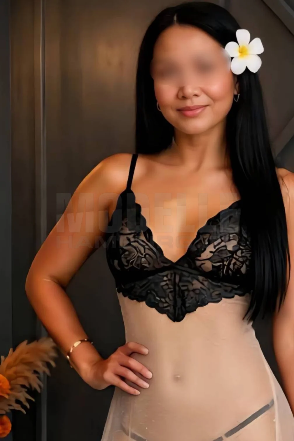 Nina, 49, thailändisch, Erotikmassage in Hamburg-Barmbek