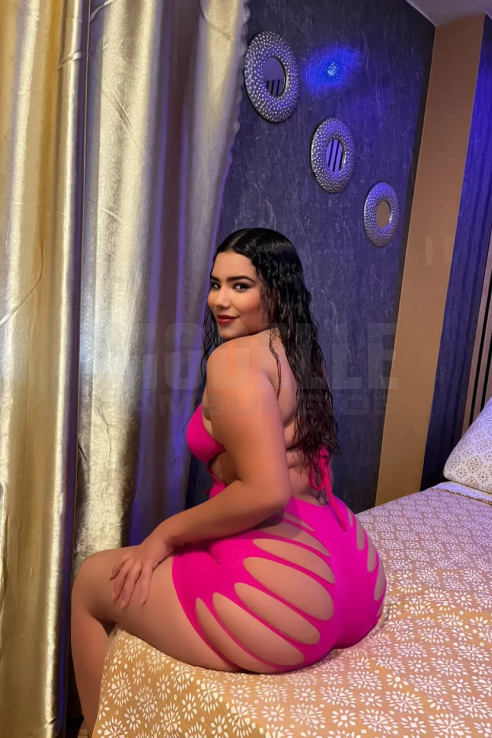 Angelika Party, 20, spanisch, Callgirl in Hamburg