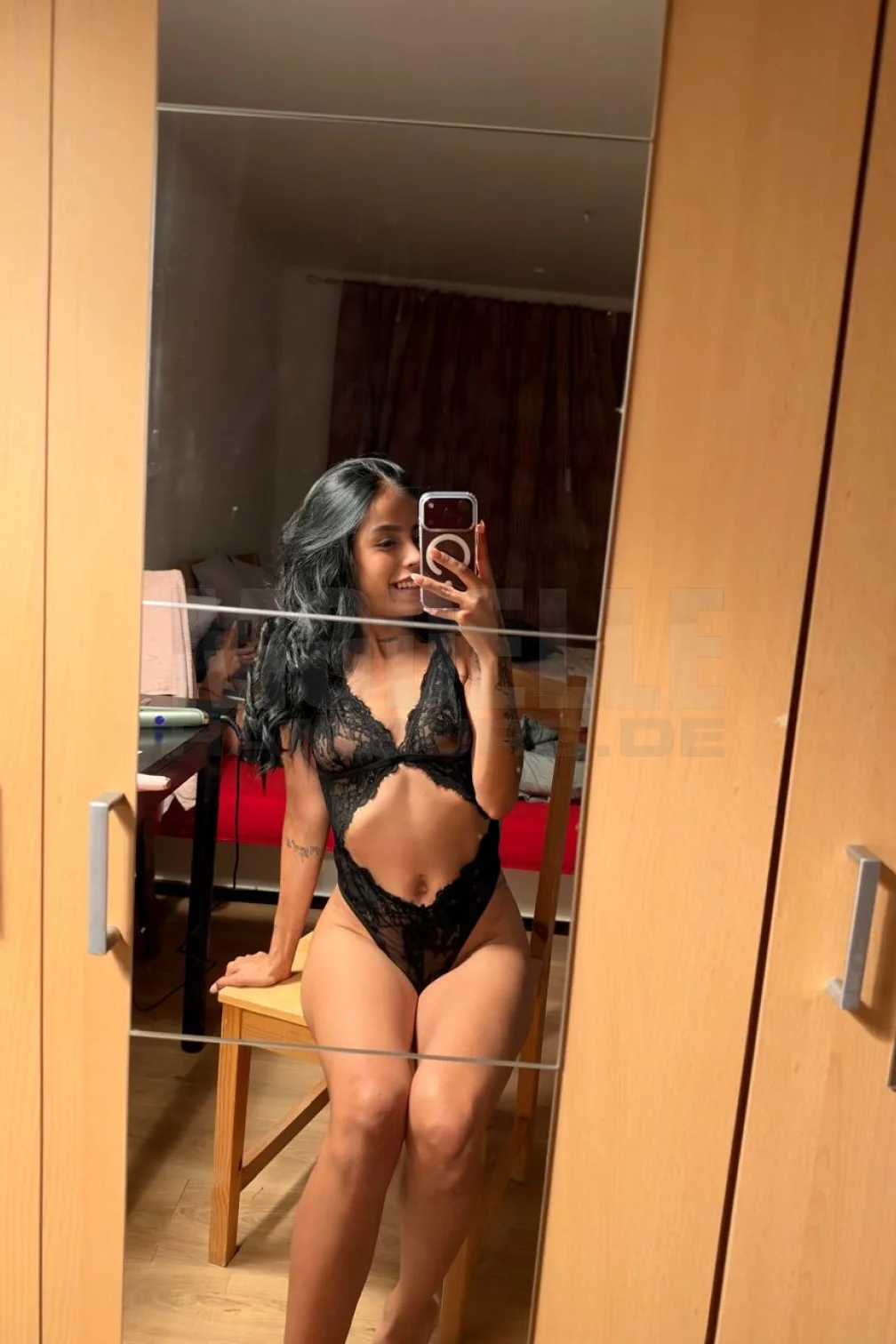 Emma, 22, lateinamerikanisch, Nutte in Hamburg-Rothenburgsort
