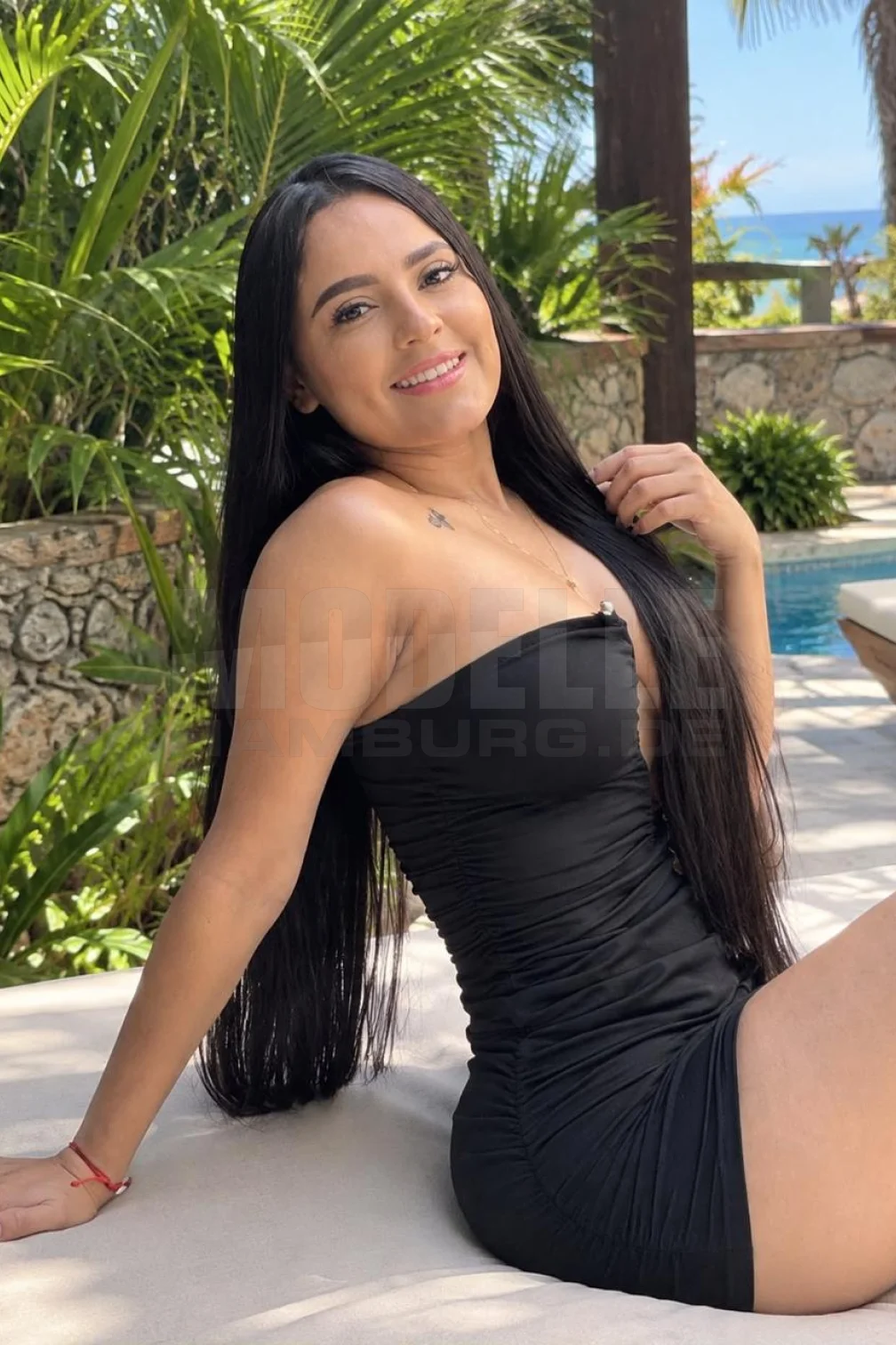 Antonia, 26, spanisch, Hostess in Hamburg-Altona