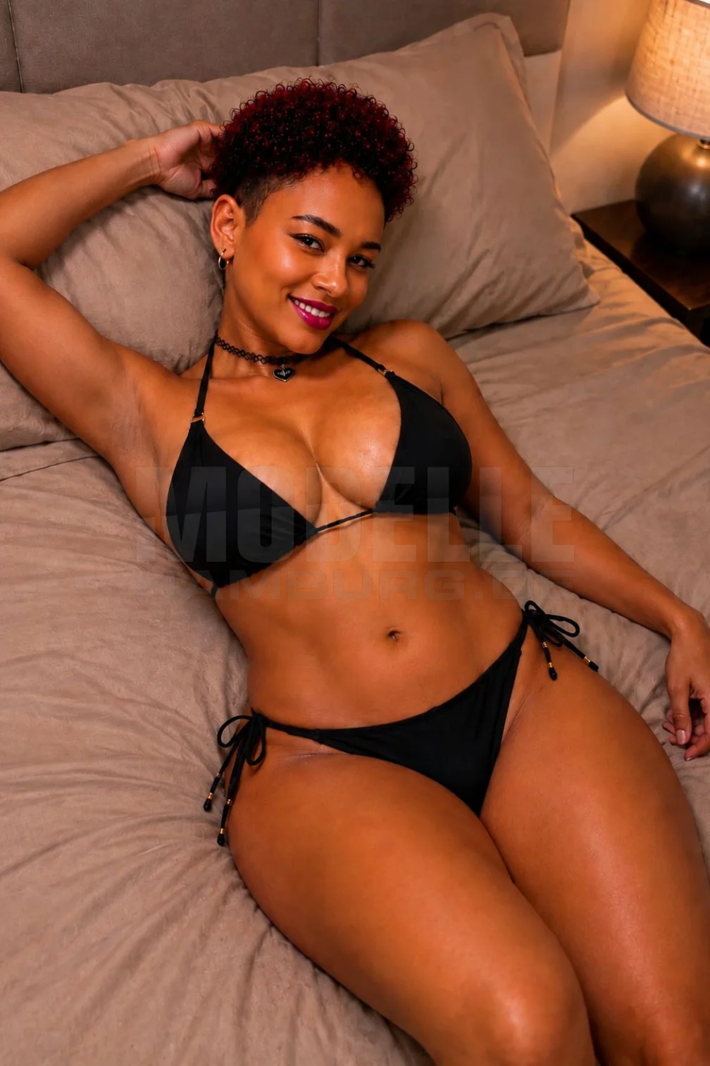 Liz, 25, 150cm, 45kg, 75 D